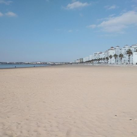Primera Linea De Playa En Valdelagrana El Puerto de Santa María Extérieur photo